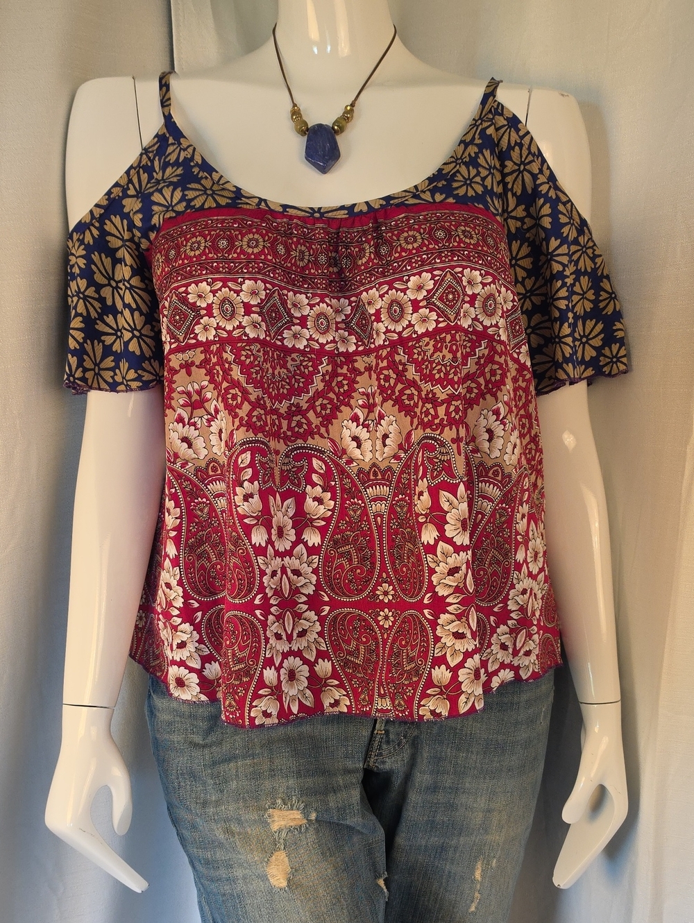 Guru 100% Silk Cold-Shoulder Paisley Floral Crop Top in Burgundy & Navy Size XL